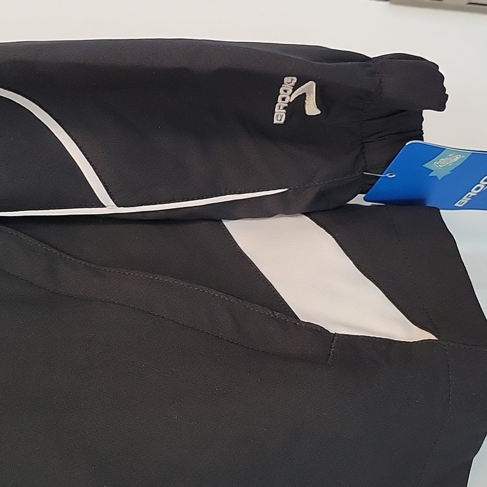 Brooks Mens Black White Lightweight Running Jacket In Large NWT - Picture 6 of 8